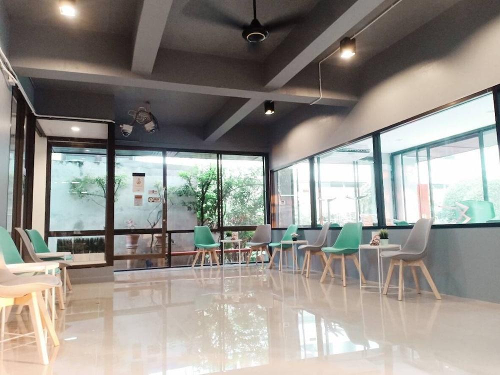 Beerapan Hotel Bangkok Eksteriør bilde