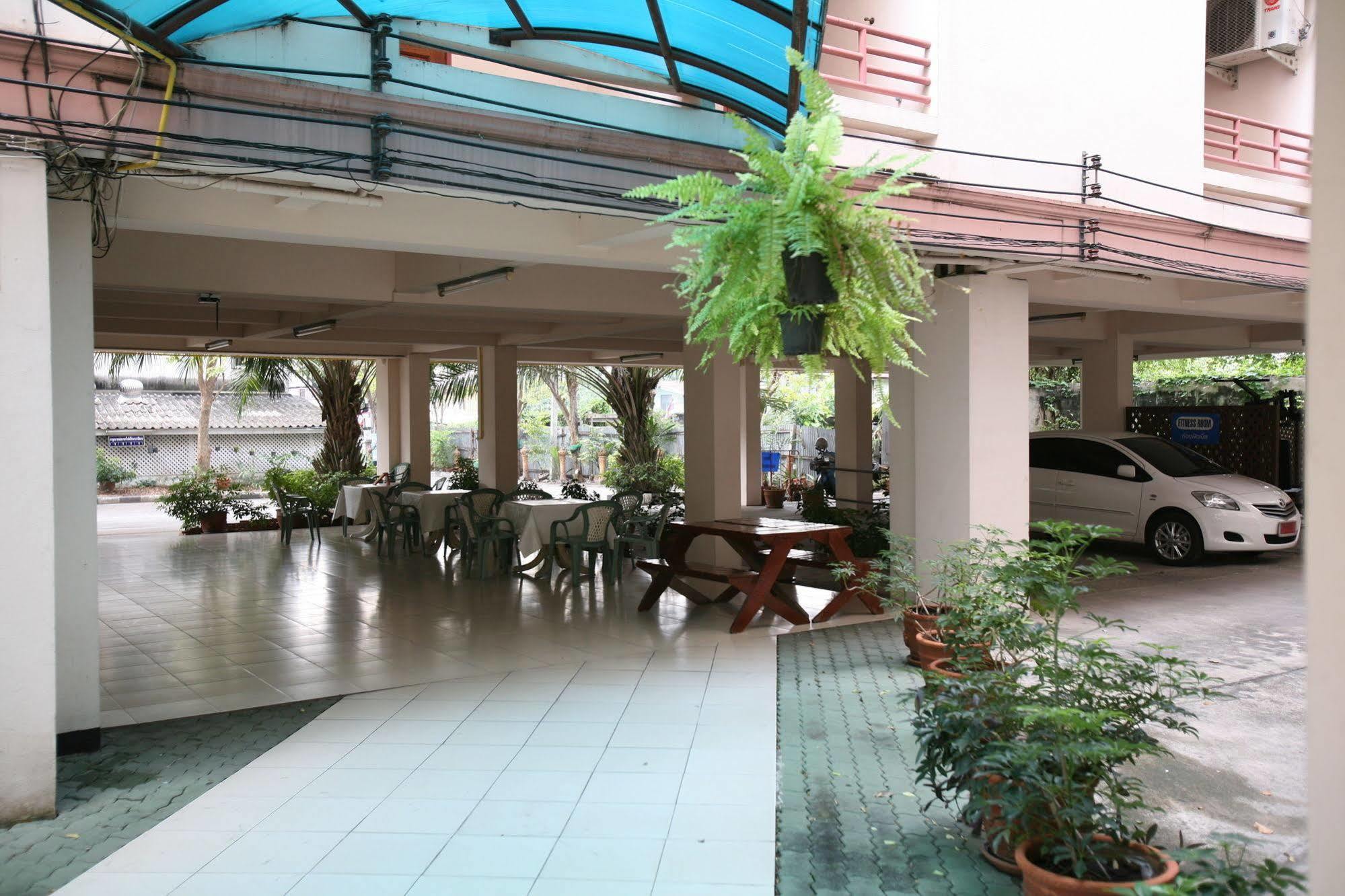 Beerapan Hotel Bangkok Eksteriør bilde